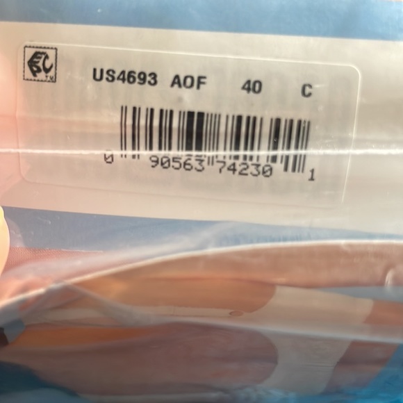 Playtex Women's 18 Hour Original Comfort Strap Full Coverage Bra, 40C in blush - Picture 6 of 6